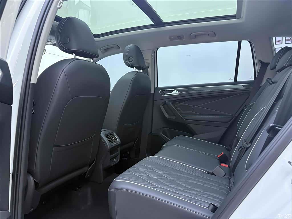 Volkswagen Tiguan L, 2024 19