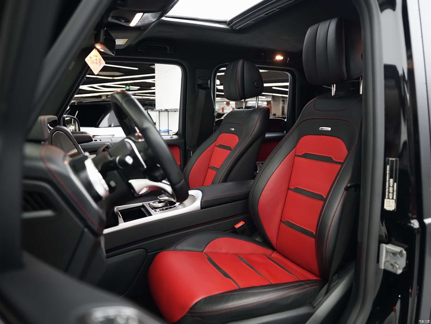Mercedes-Benz G-Class, 2018 12