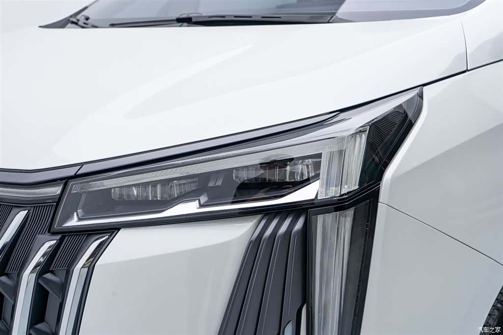 Trumpchi M8, 2023 11