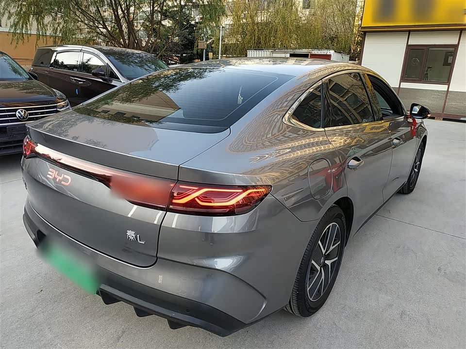 BYD Qin L