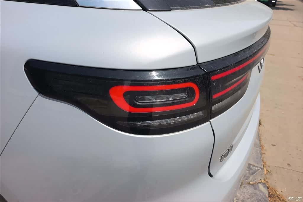 Leapmotor C11, 2022 4