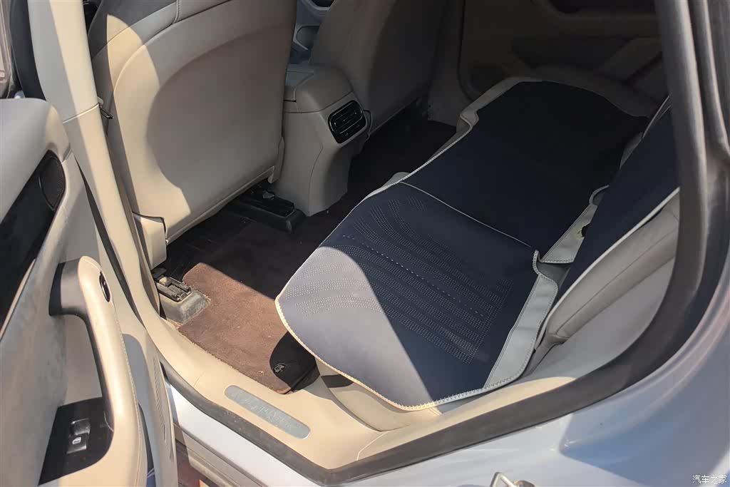 Leapmotor C11, 2022 11