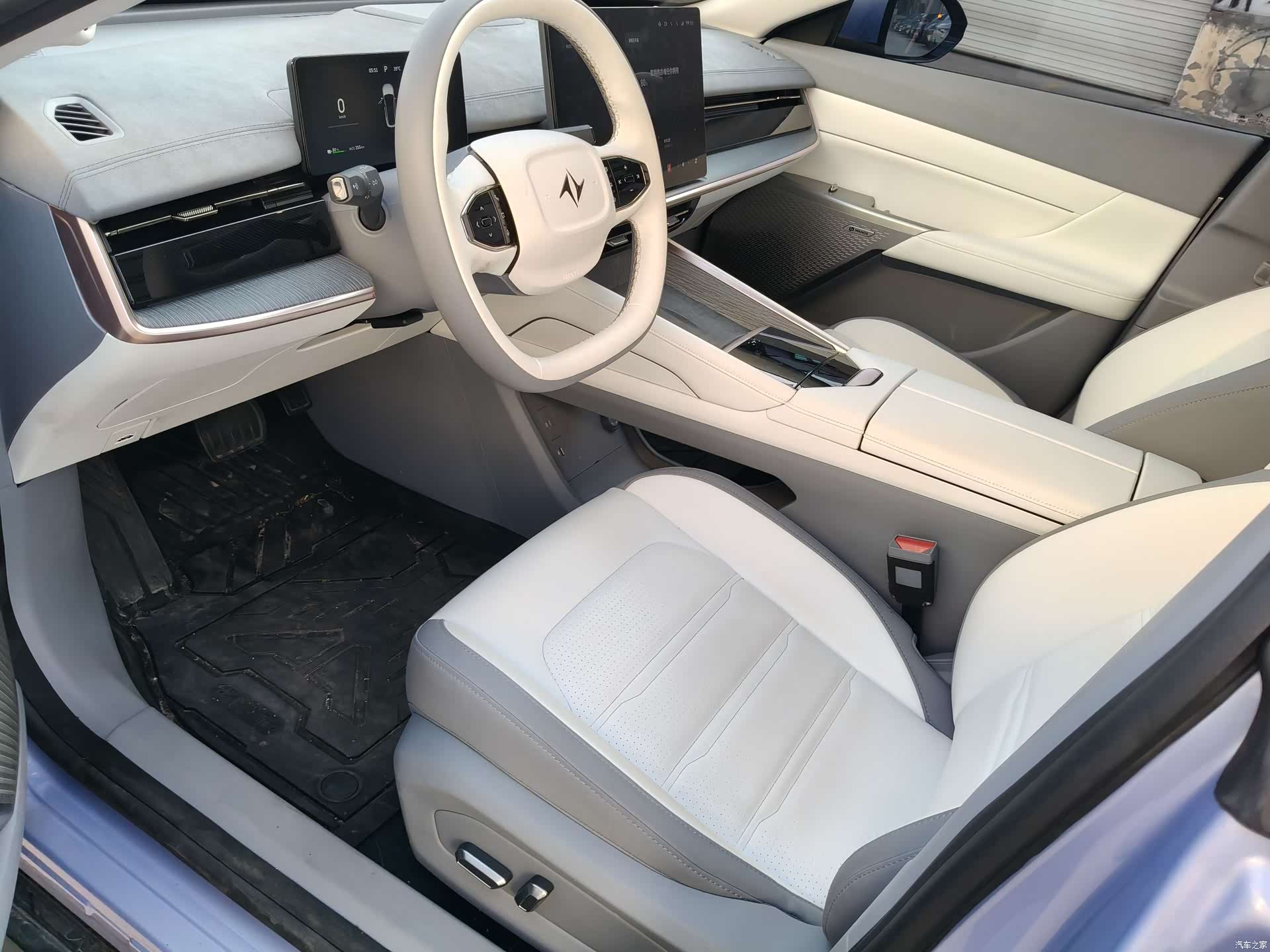 DongFeng eπ007, 2024 4