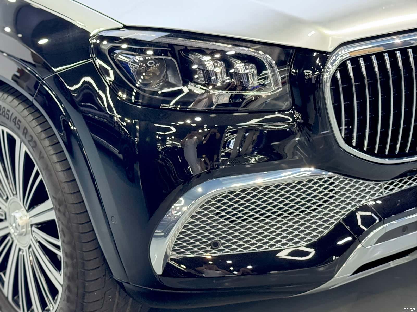 Maybach GLS, 2022 12