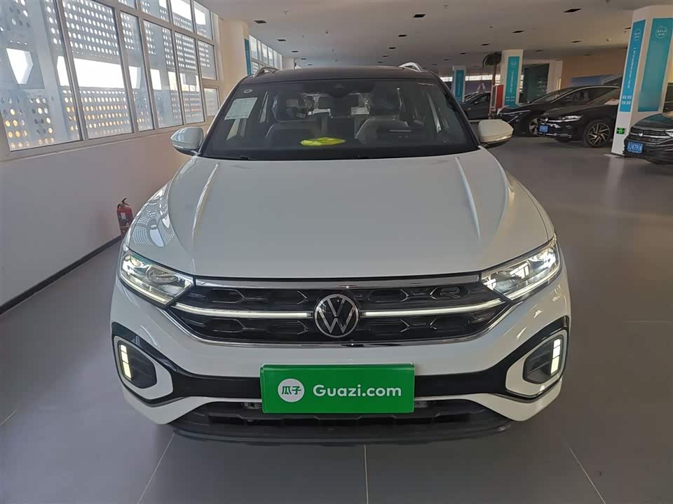 Volkswagen T-ROC exploring Songs