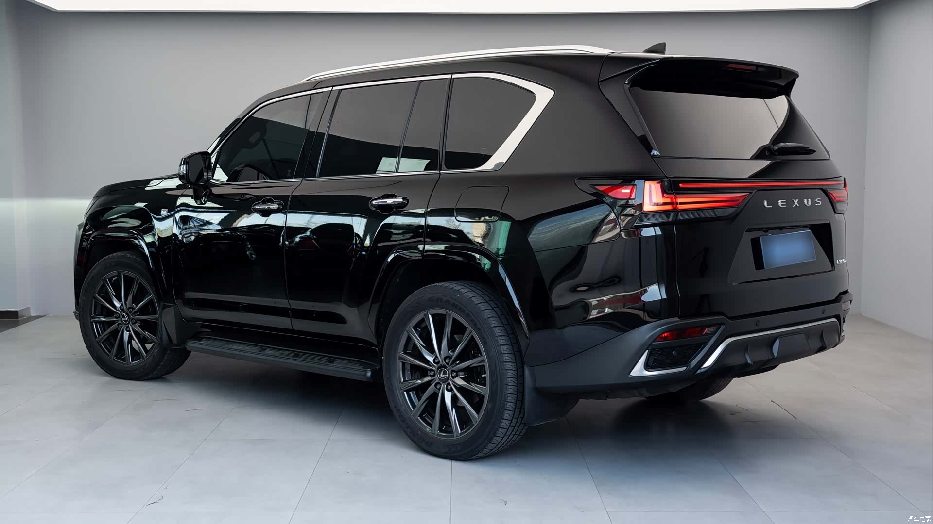 Lexus LX, 2023 19
