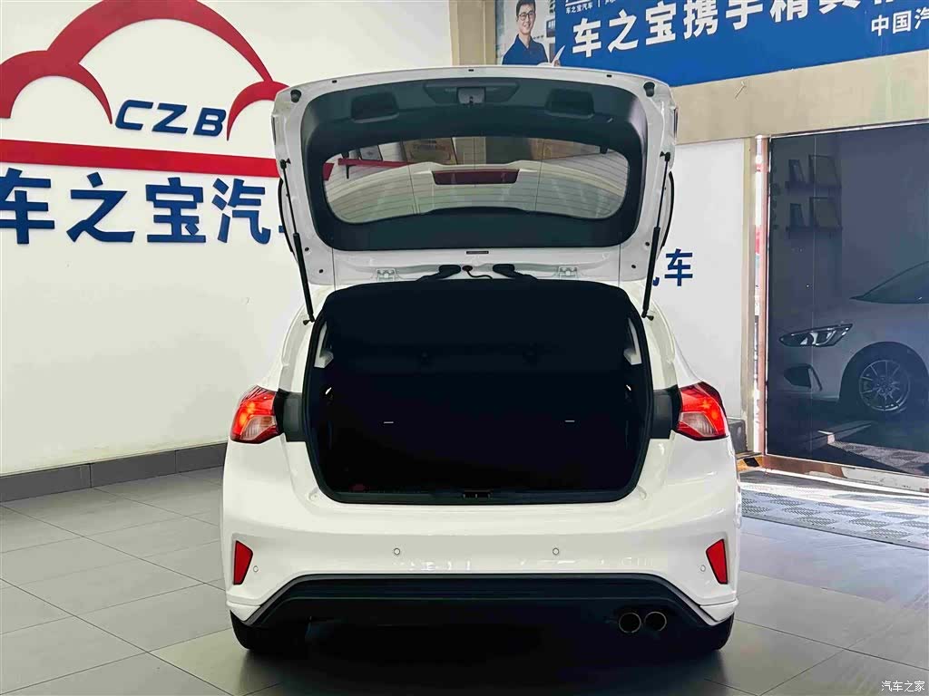Ford Focus, 2020 9
