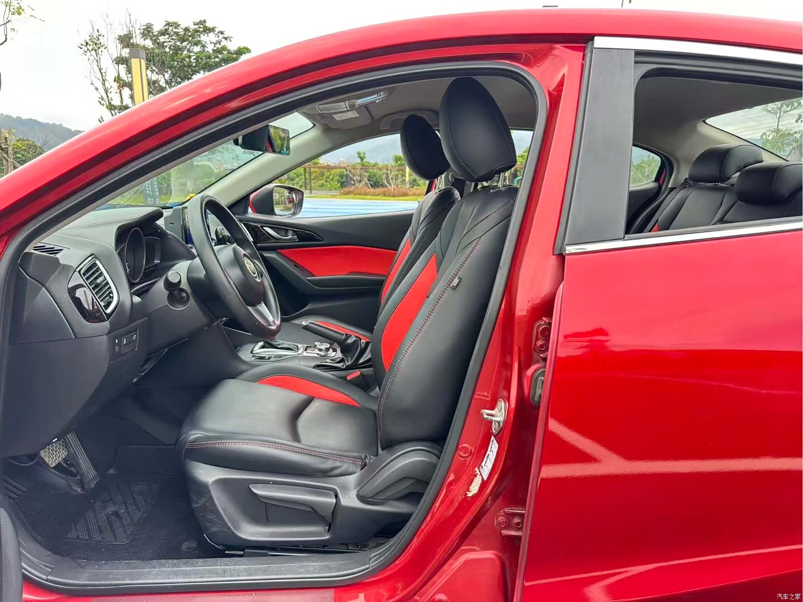 Mazda Mazda3, 2016 7