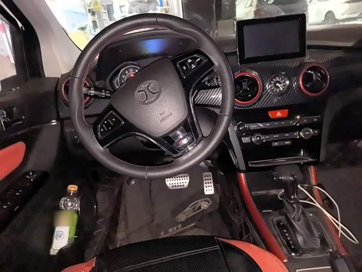 BAIC Senova X25 2015 1.5L АКПП Люкс