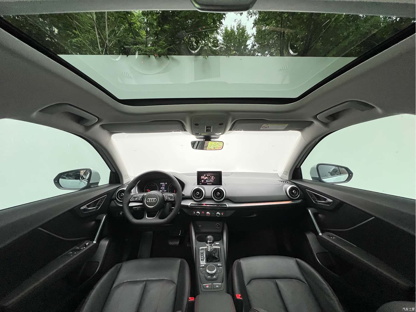 Audi Q2L, 2022 22