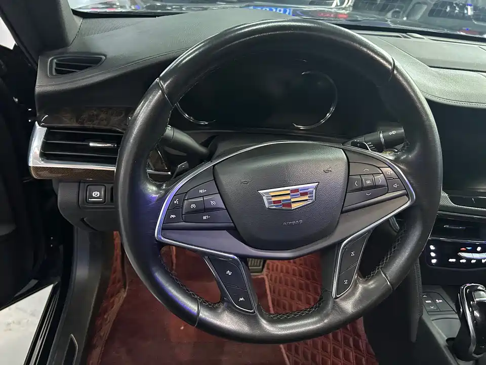 Cadillac CT6