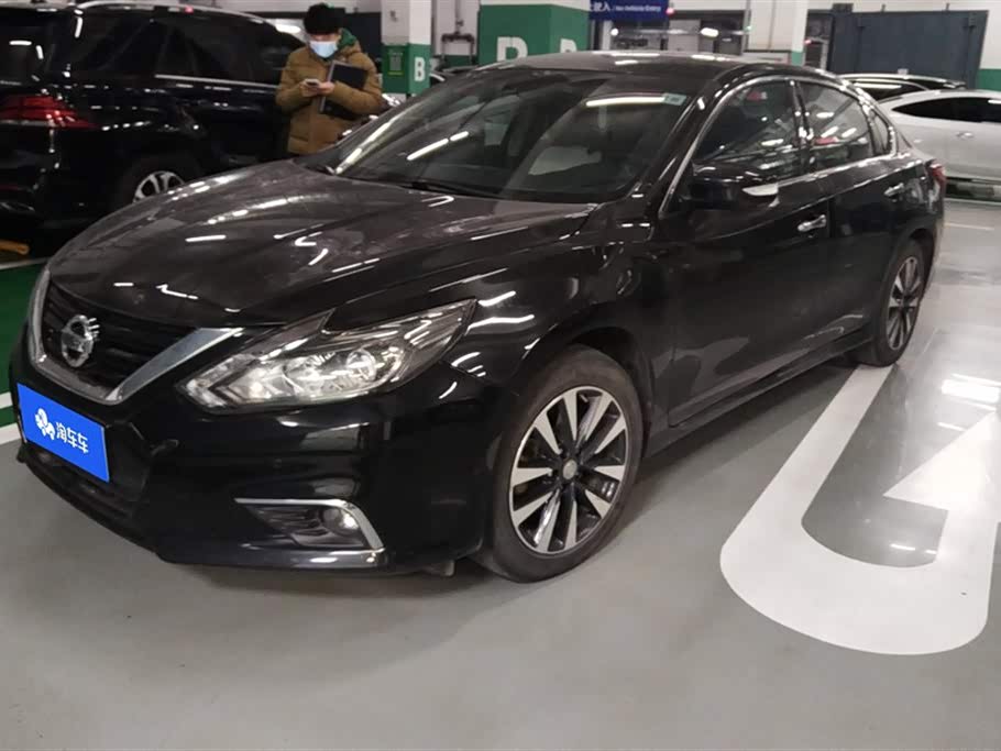 Nissan Teana