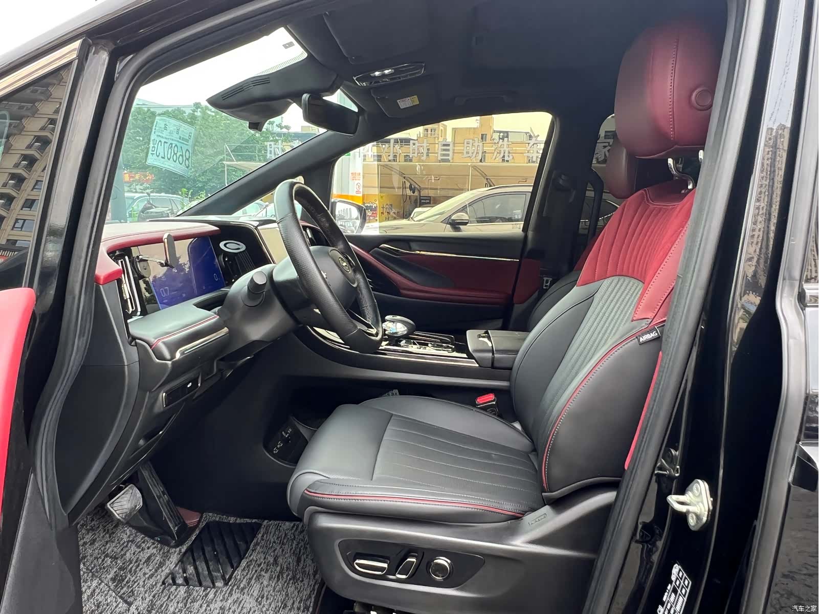 Trumpchi M8, 2023 10