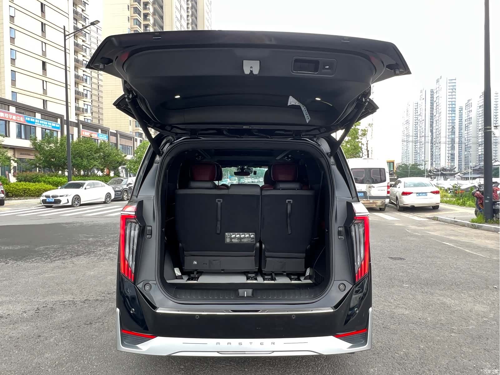 Trumpchi M8, 2023 29
