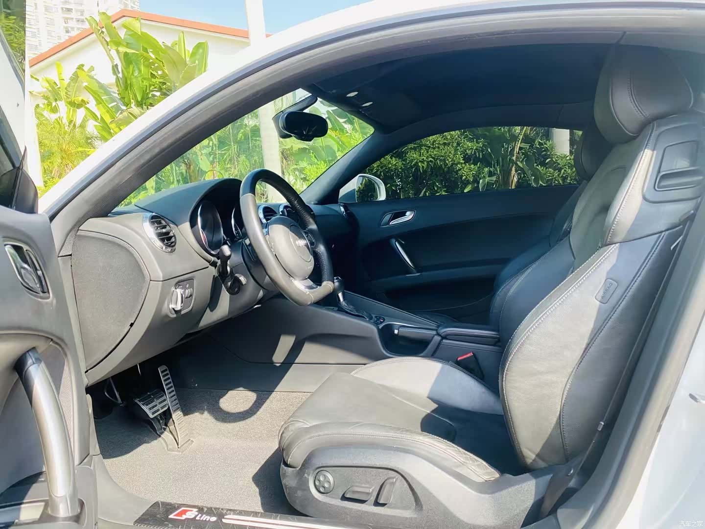 Audi TT, 2011 9