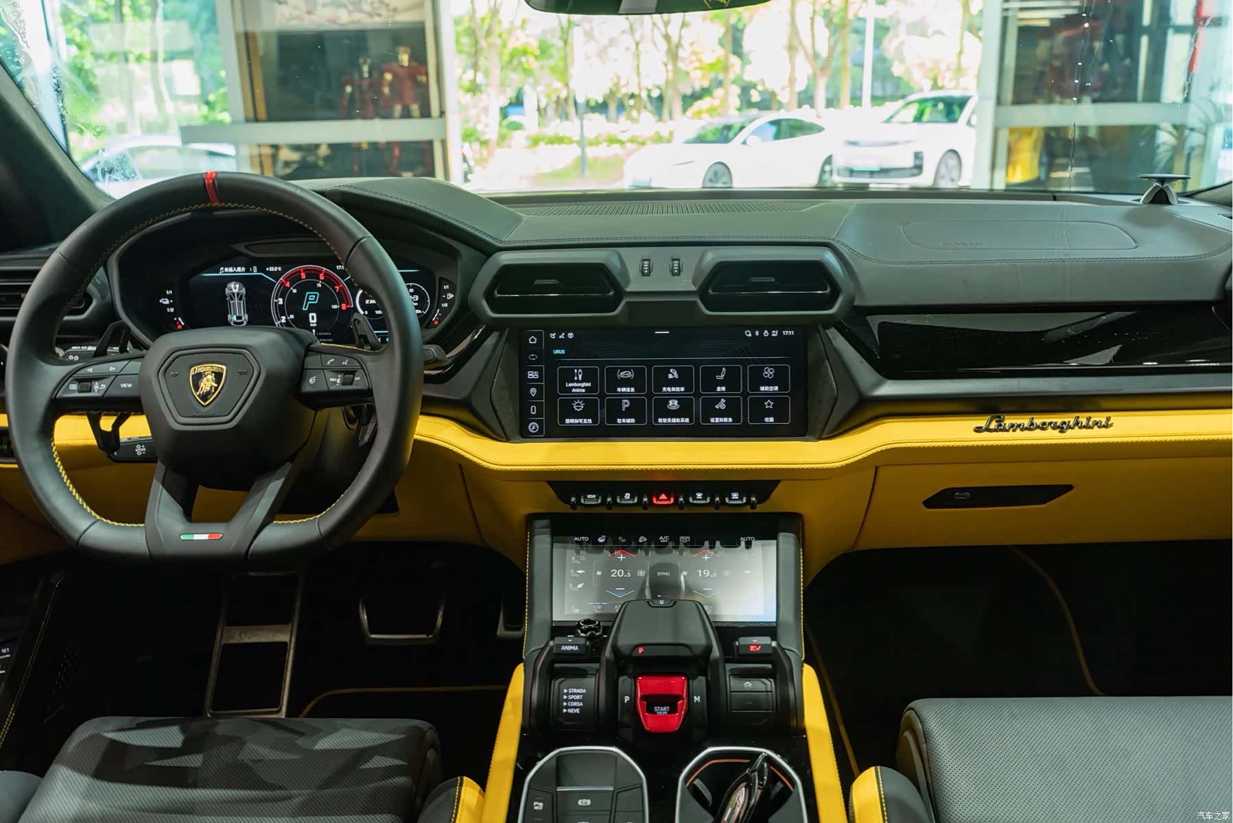 Lamborghini Urus, 2025 8
