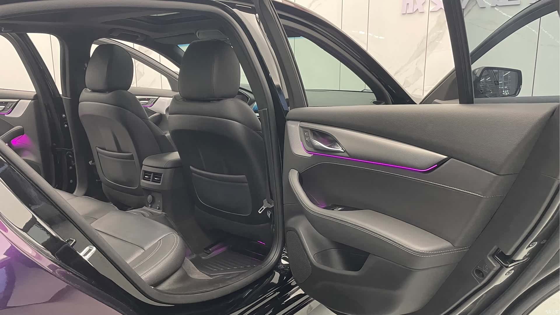Cadillac CT5, 2024 18
