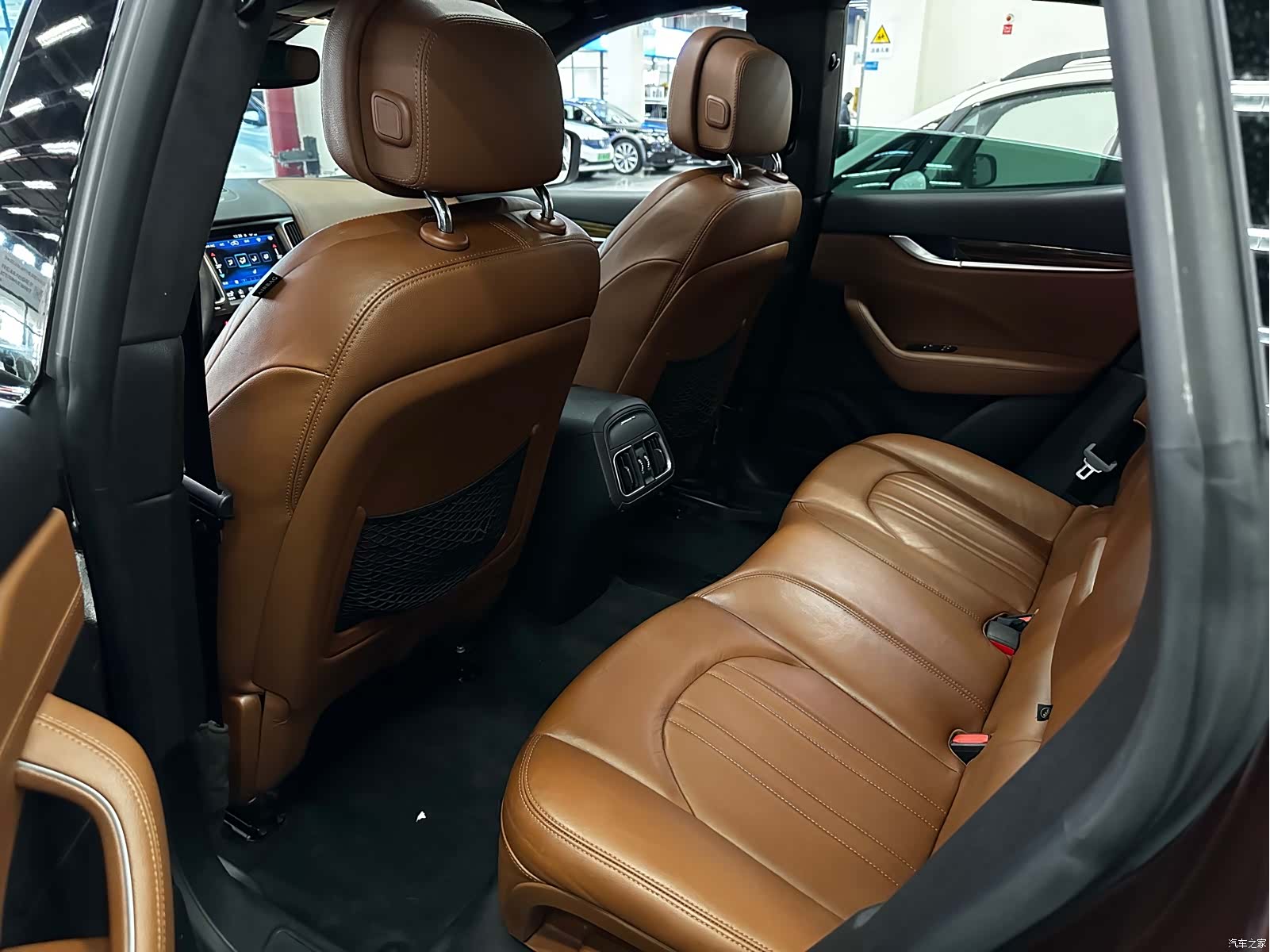Maserati Levante, 2017 25