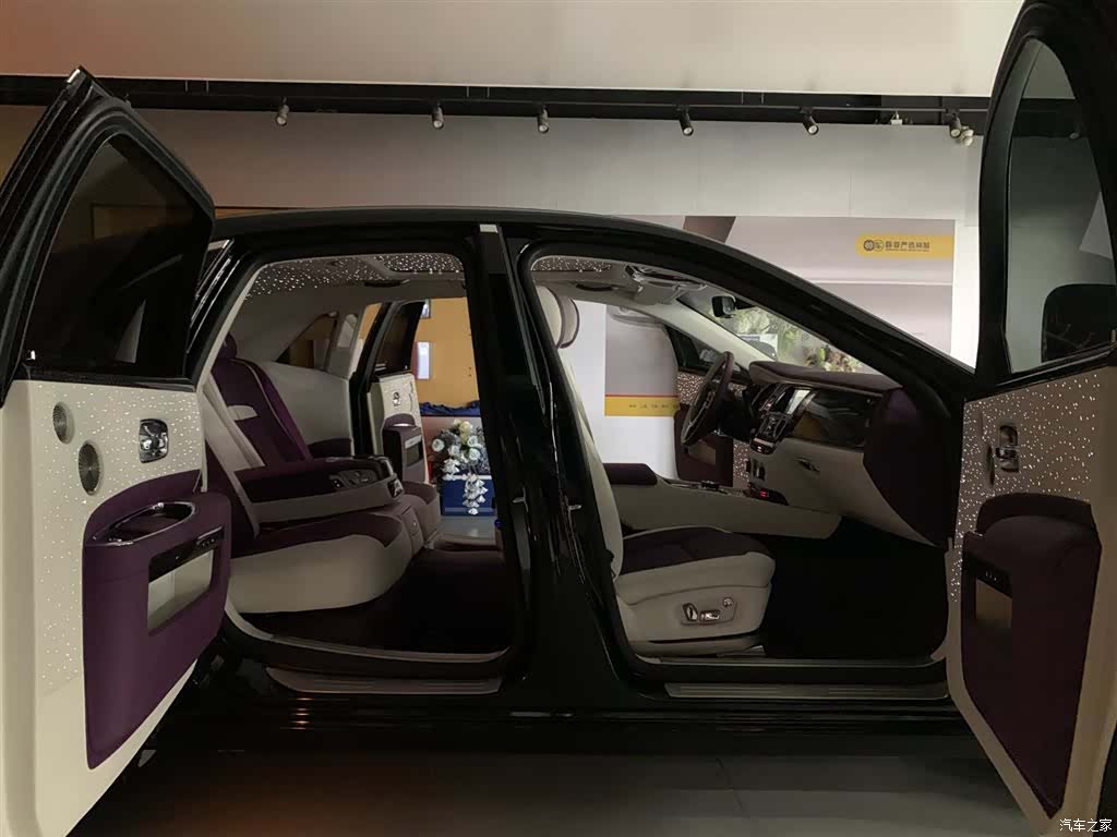 Rolls-Royce Ghost, 2012 15