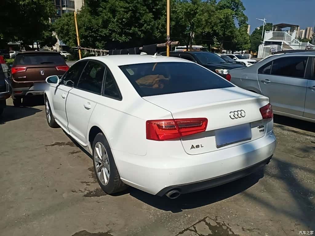 Audi A6L, 2014 все фото