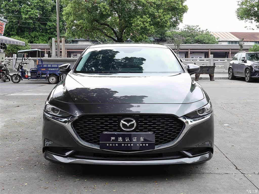 Mazda Mazda3, 2023 2