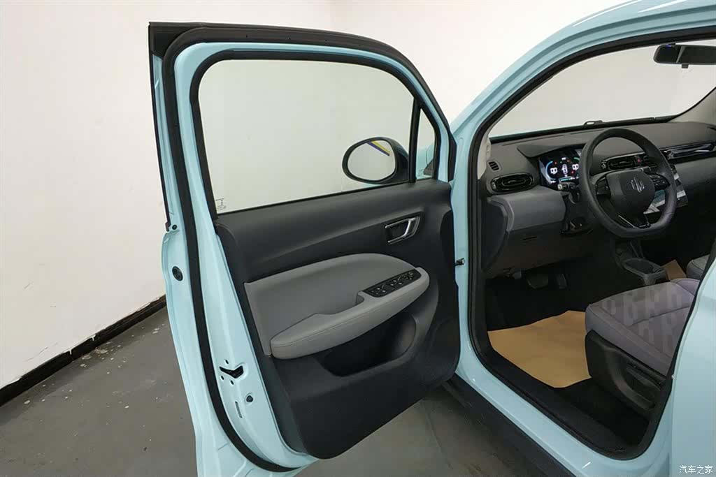 Leapmotor T03, 2025 7