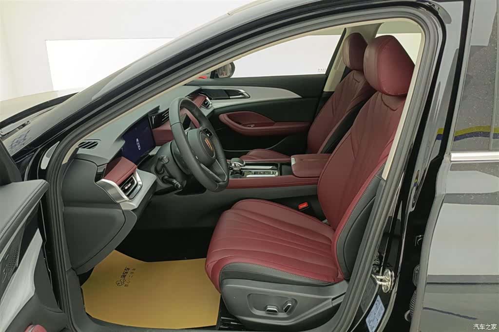 Hongqi H5, 2024 9
