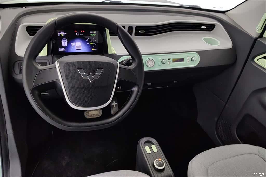 Wuling MINIEV, 2022 12