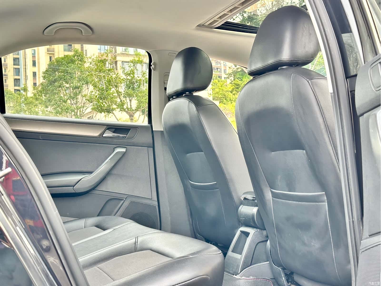 Volkswagen Santana, 2015 28