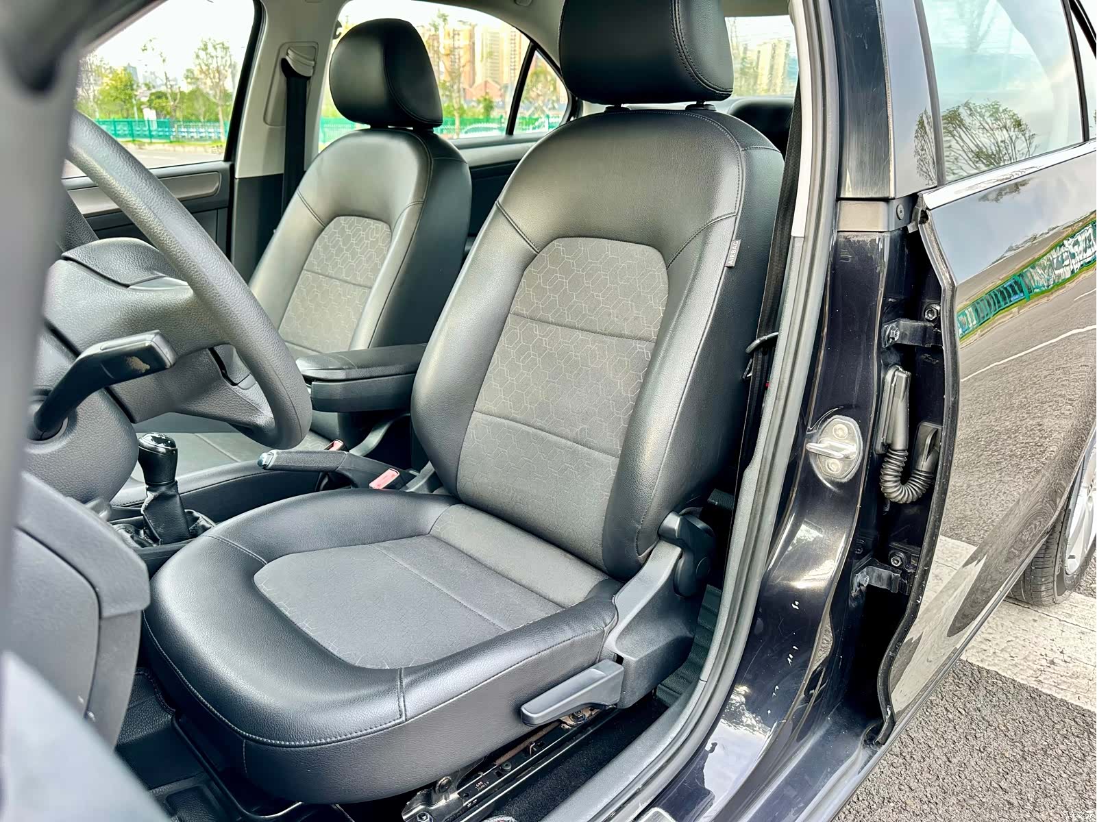 Volkswagen Santana, 2015 22