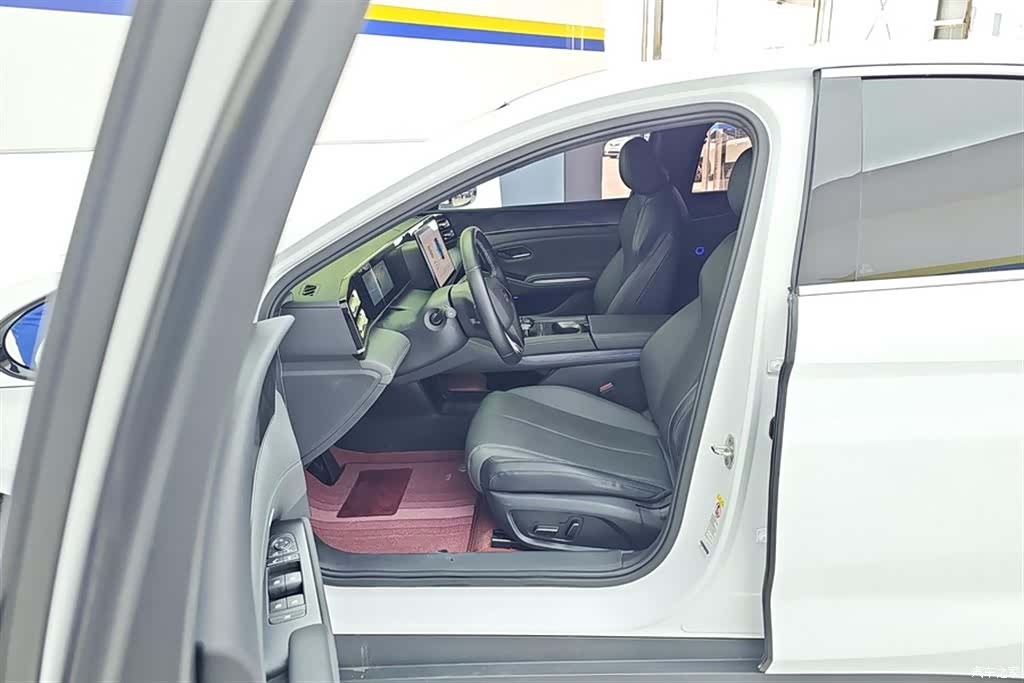 BYD Qin, 2025 9