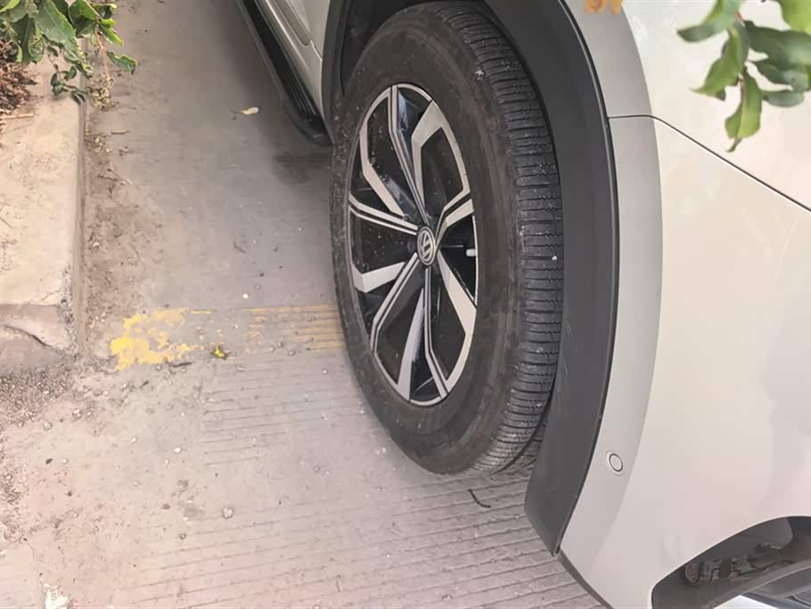 Volkswagen Tourang Volkswagen Tourang
