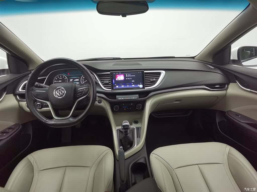 Buick V, 2018 все фото
