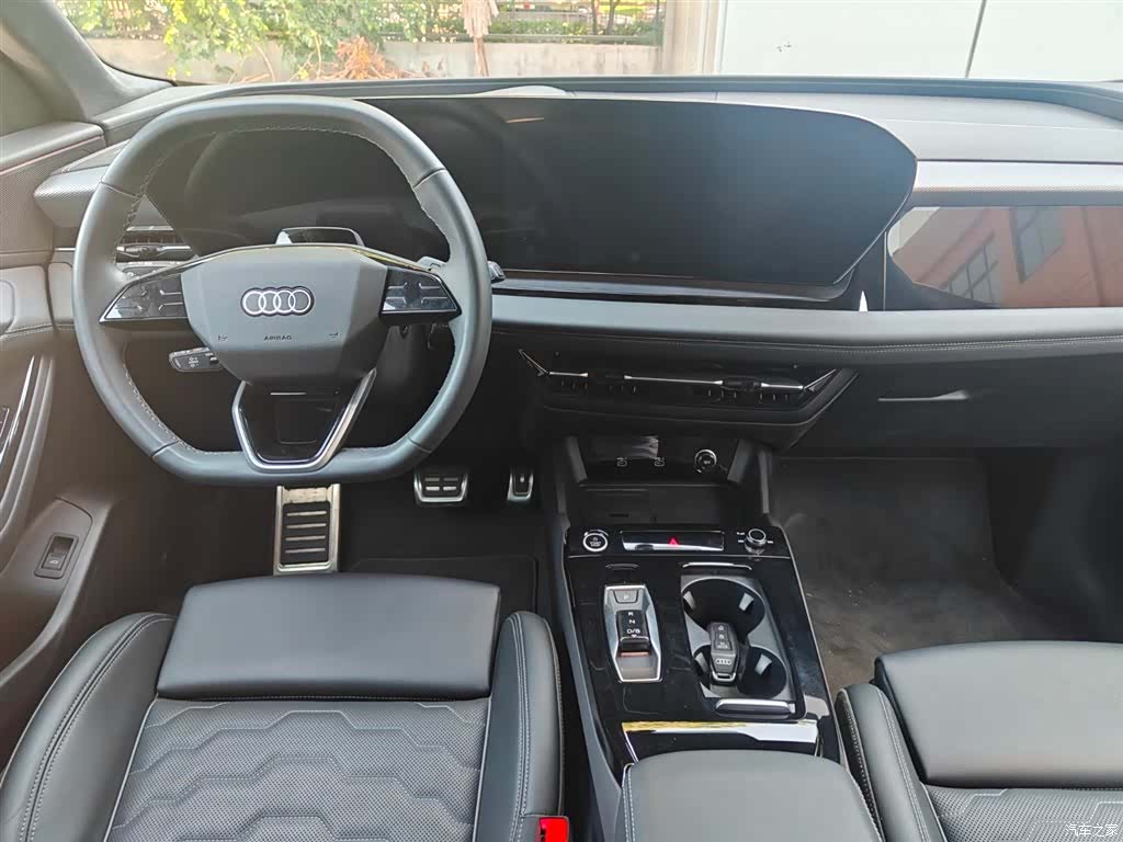 Audi e-tron, 2025 6