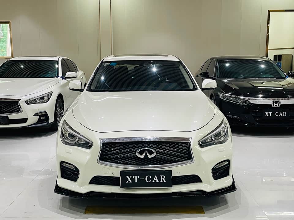Infiniti Q50L