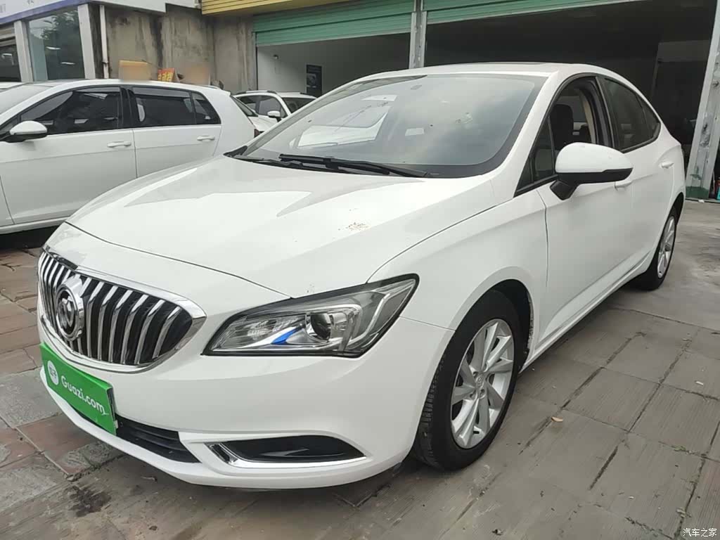 Buick Verano, 2015 1