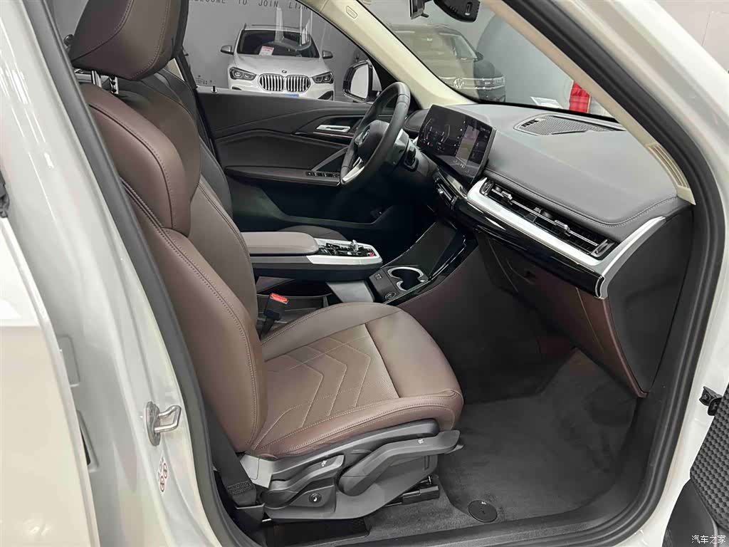 BMW X1, 2024 13