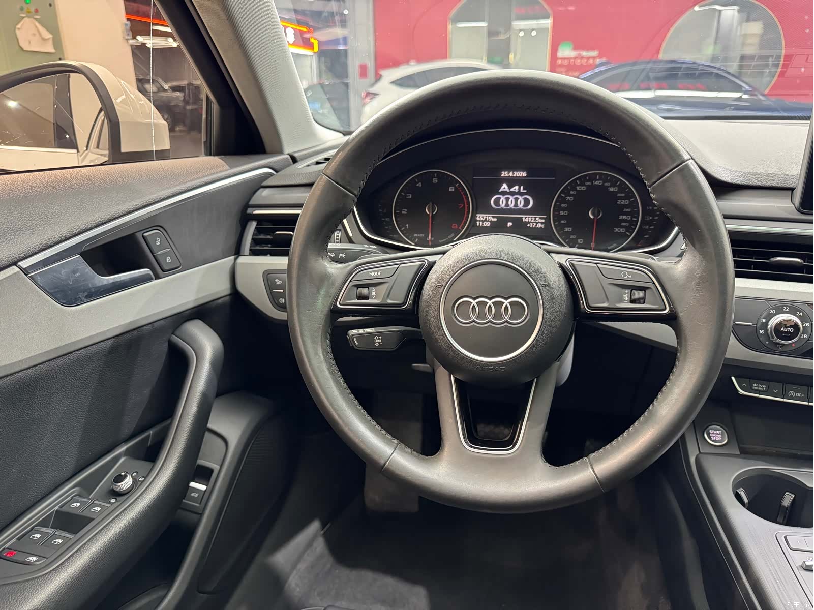 Audi A4L, 2017 10
