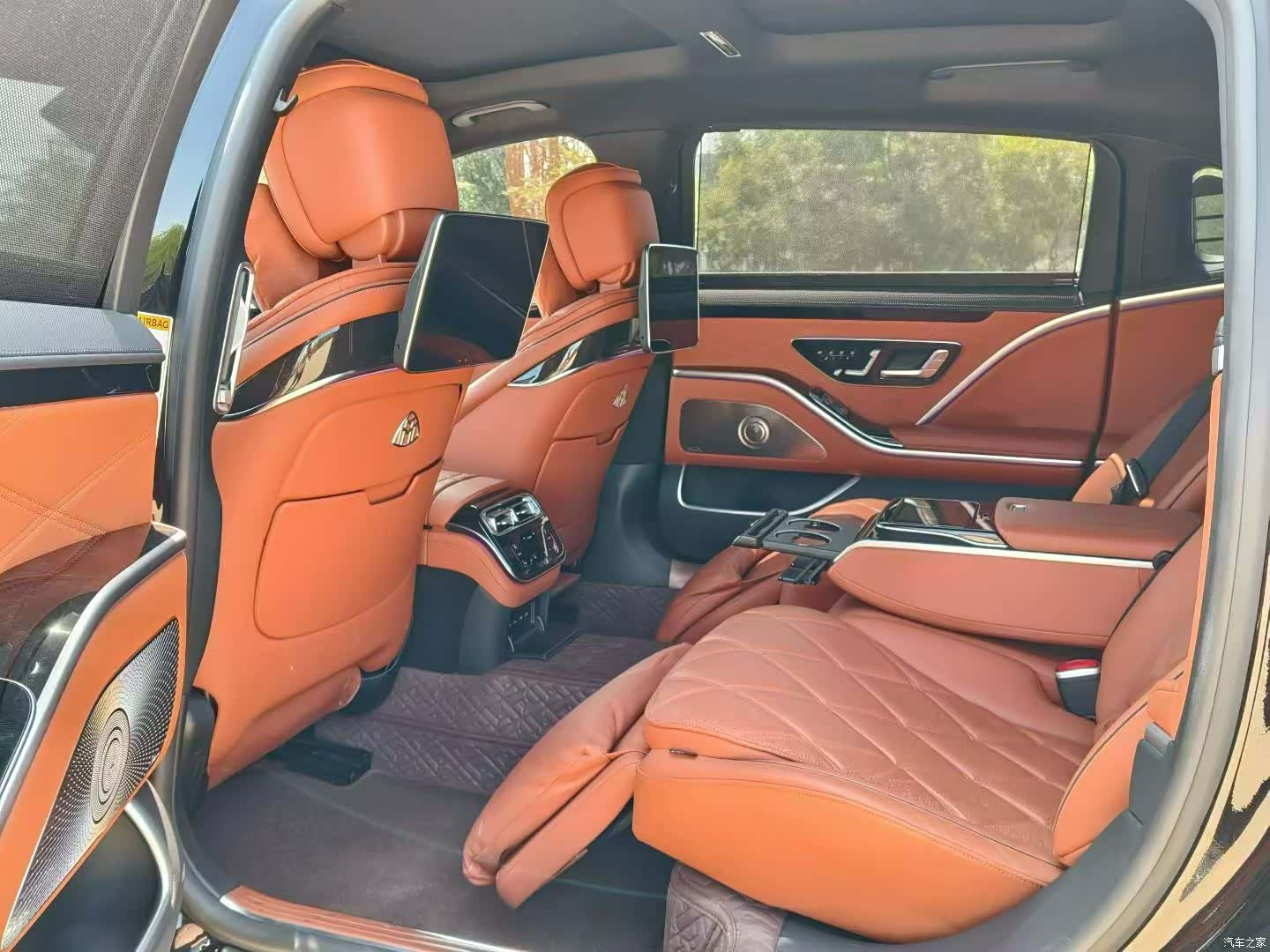 Maybach S-Class, 2023 8