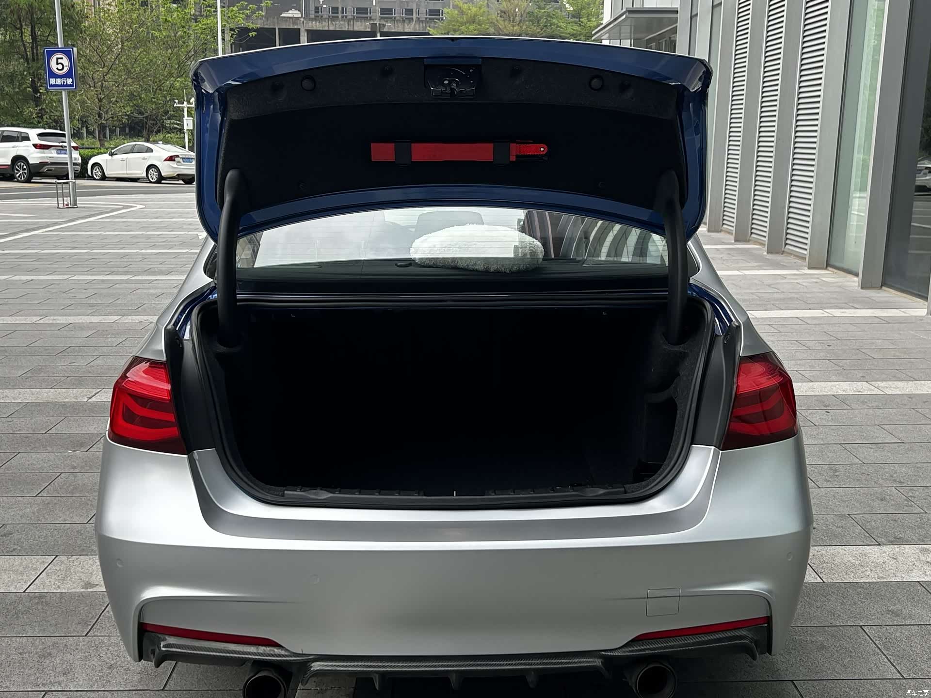 BMW 3 Series, 2018 24