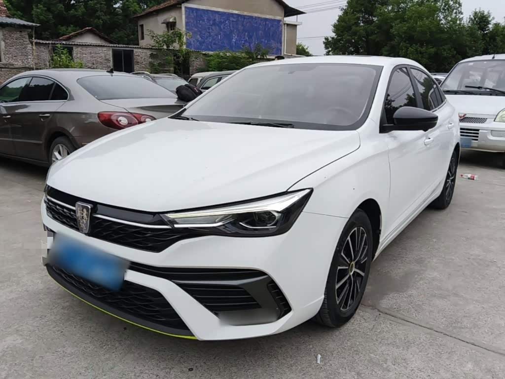 Roewe i5