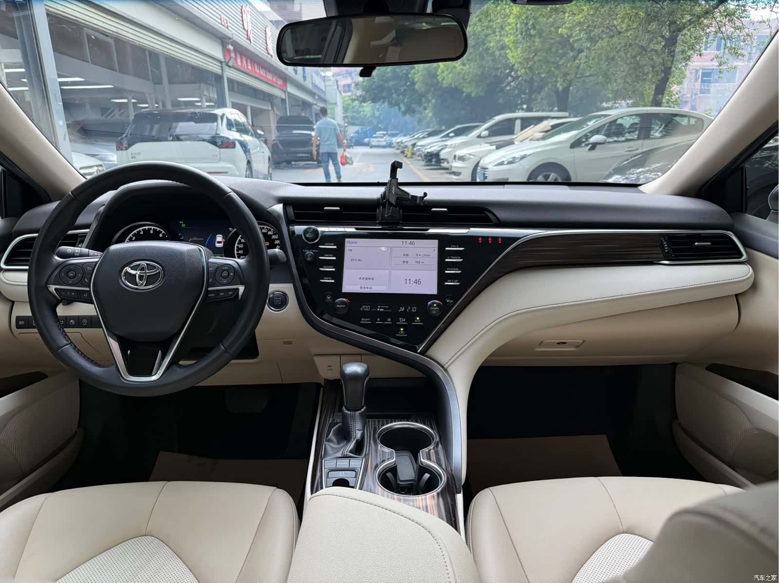 Toyota Camry, 2018 10