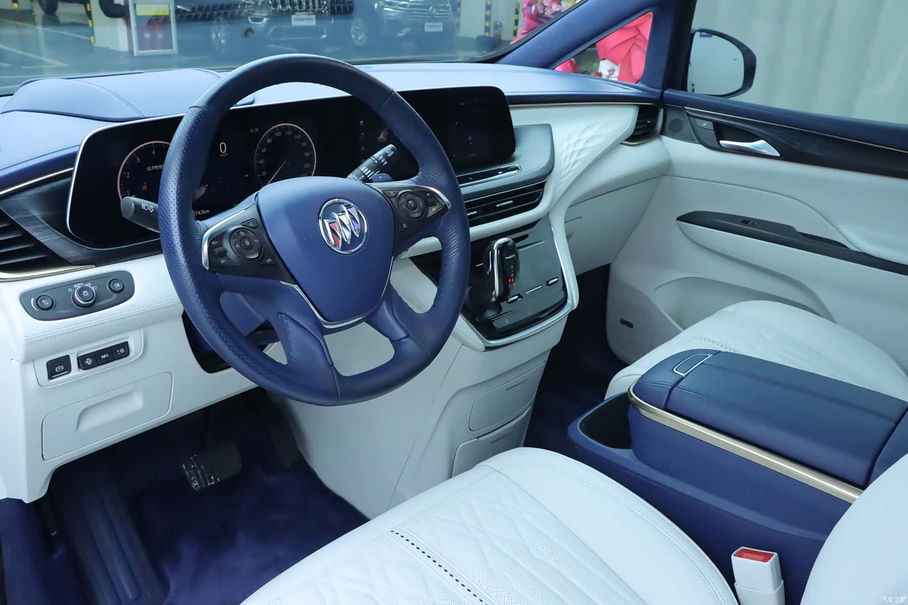 Buick GL8, 2023 6