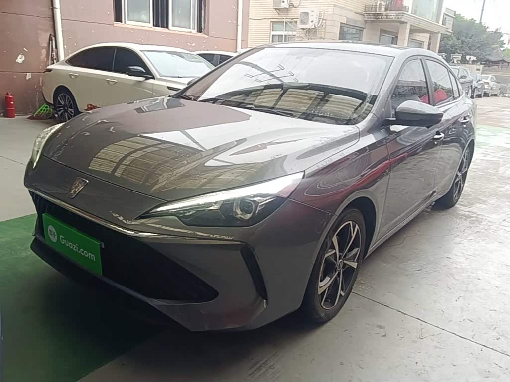 Roewe i5