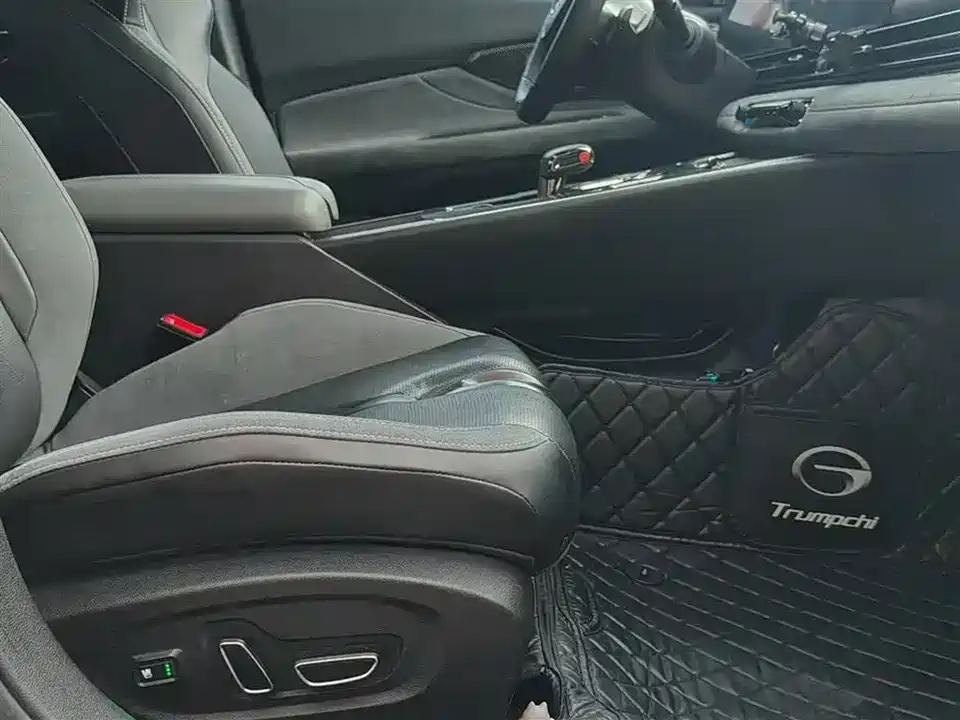 Trumpchi Shadow Leopard