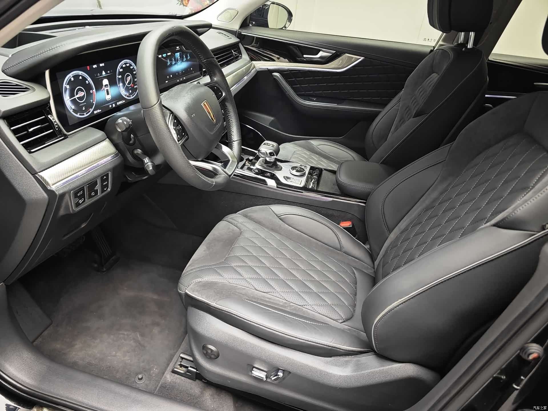 Hongqi HS5, 2020 4