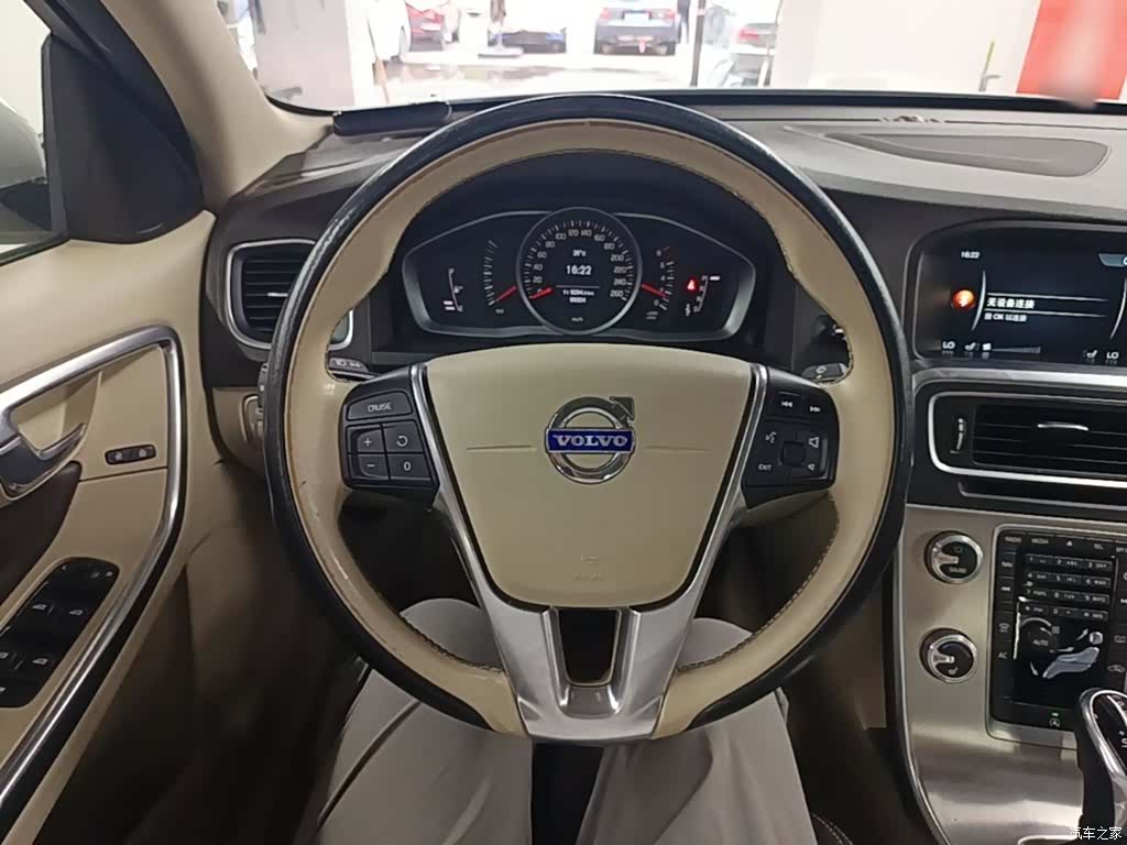 Volvo S60, 2014 11
