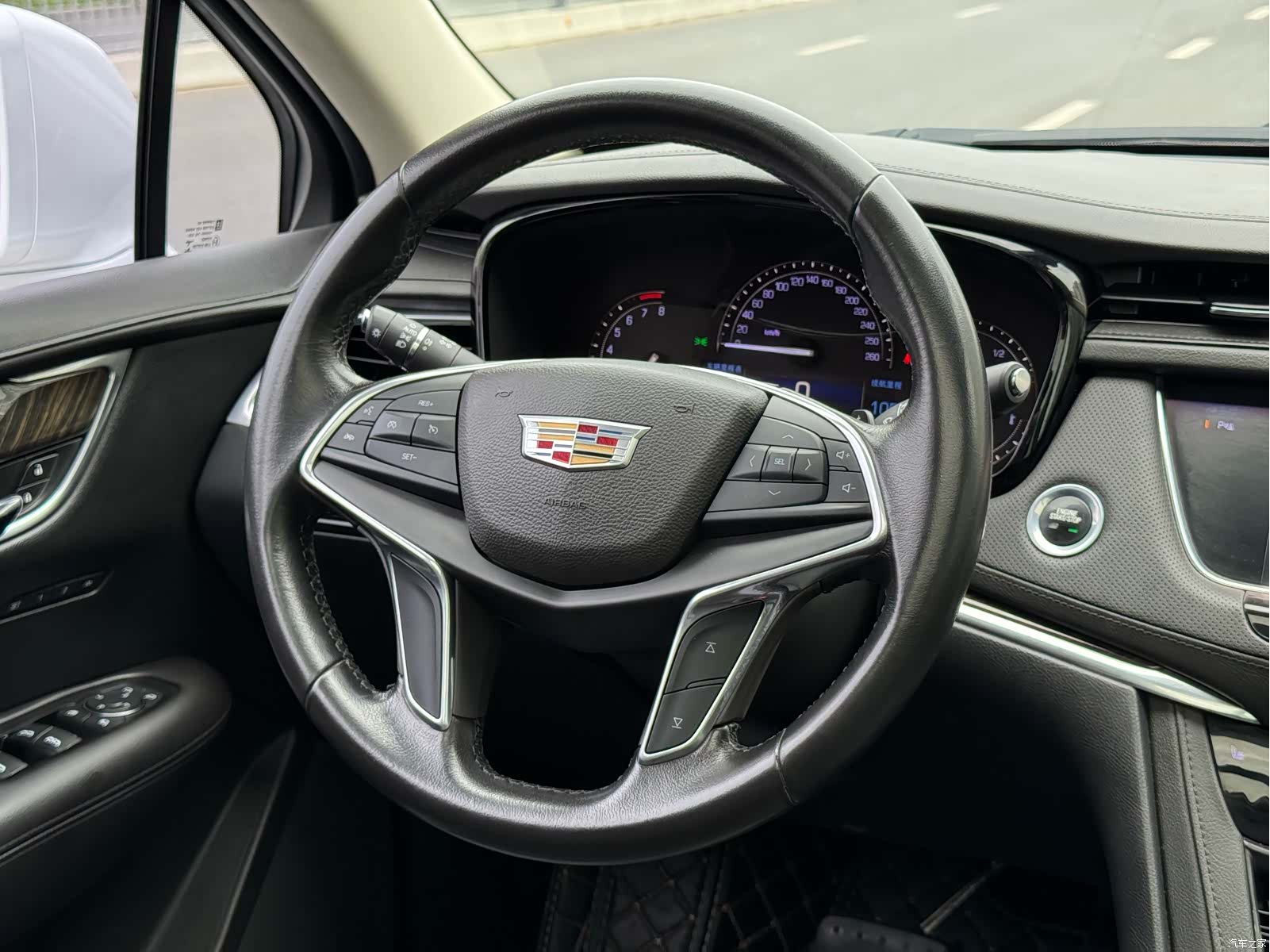 Cadillac XT5, 2017 6