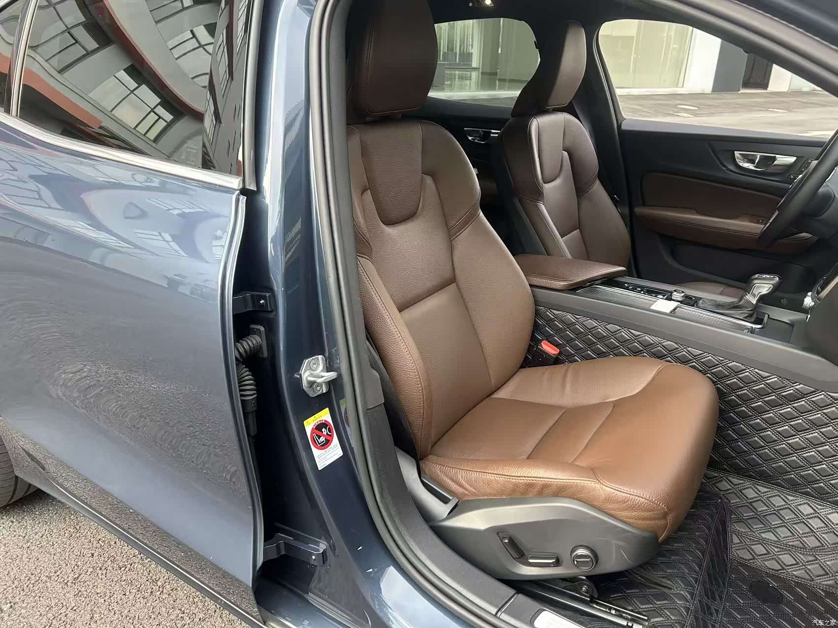 Volvo S60, 2021 10