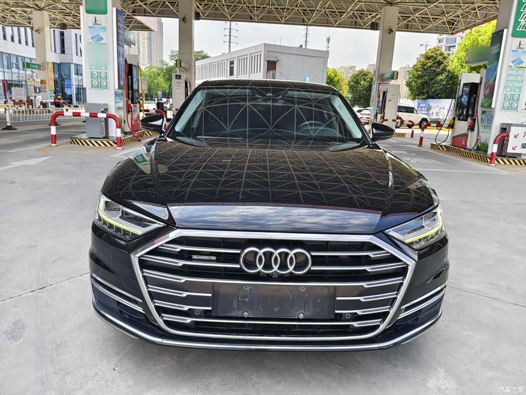 Audi A8L, 2020 4